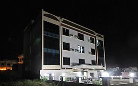 Oyo 5093 Hotel Broadway
